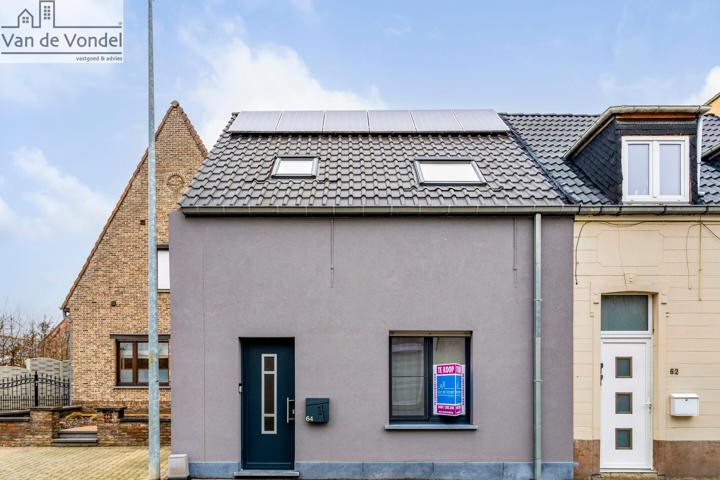 Gezellige woning met 2 slaapkamers en tuin te Hofstade.