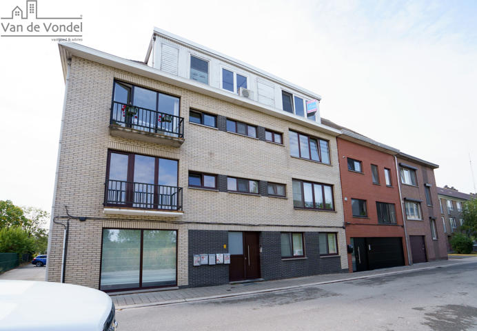 Rustig gelegen app. met groenzicht te Aalst.