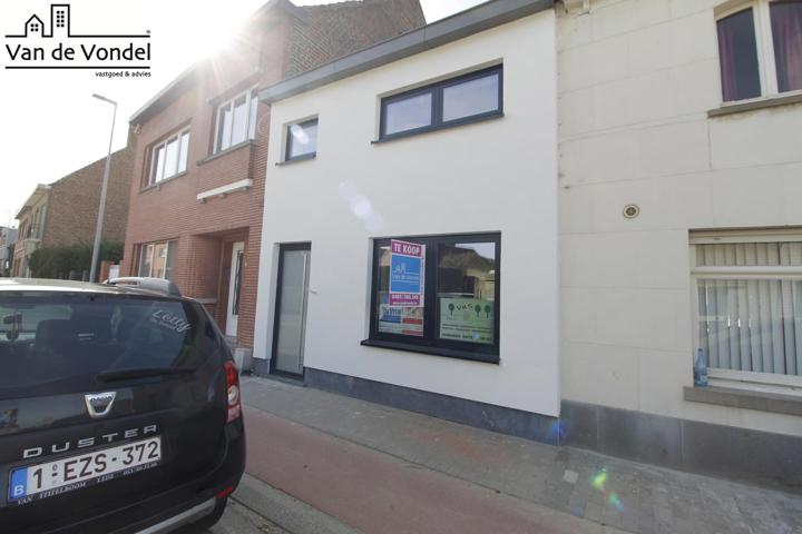 Volledig vernieuwde woning met 3 slaapkamers te Haaltert.