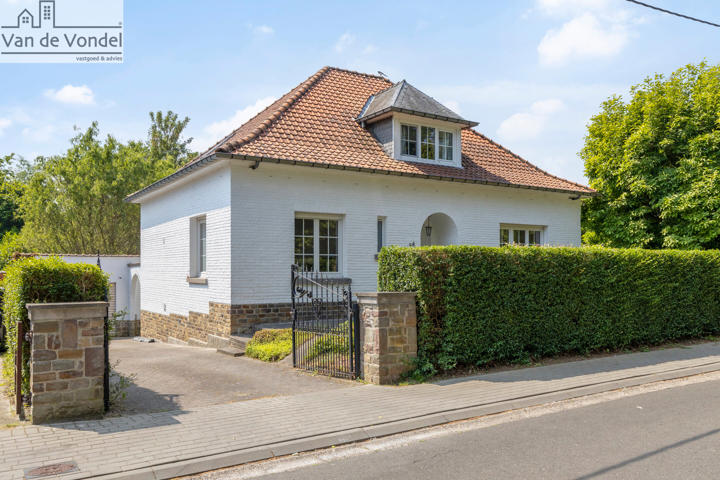 Strategisch gelegen villa op 11a te Grimbergen !