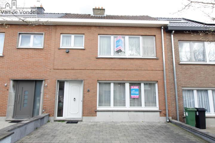 Ruime woning met tuin en 3 slaapkamers te Aalst