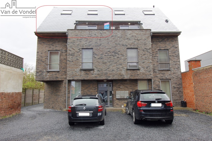 Duplex appartement met garage te Erembodegem.