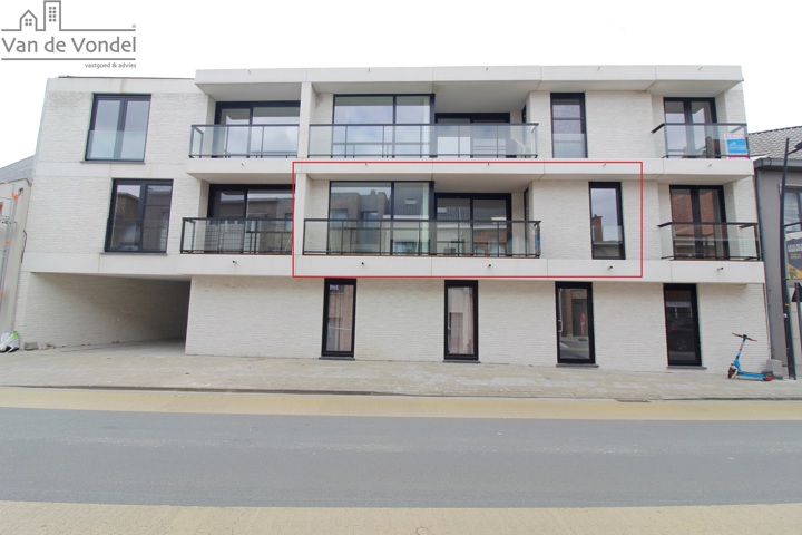 BEN app. met 1 slpk en privatieve autostaanplaats te Erembodegem.