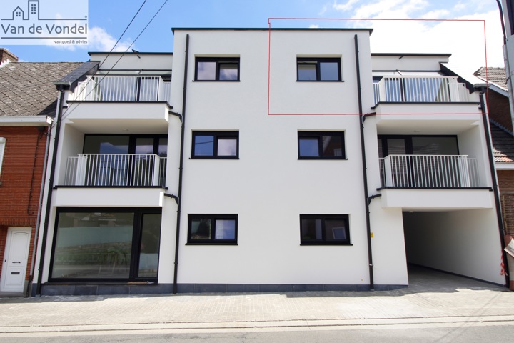 Energiezuinig appartement met 2 autostaanplaatsen te Haaltert