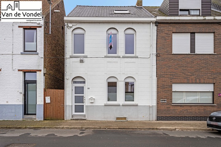 100% instapklare én energiezuinige woning te Denderleeuw.