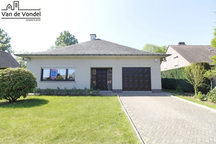 Bungalow in residentiële wijk te Affligem.