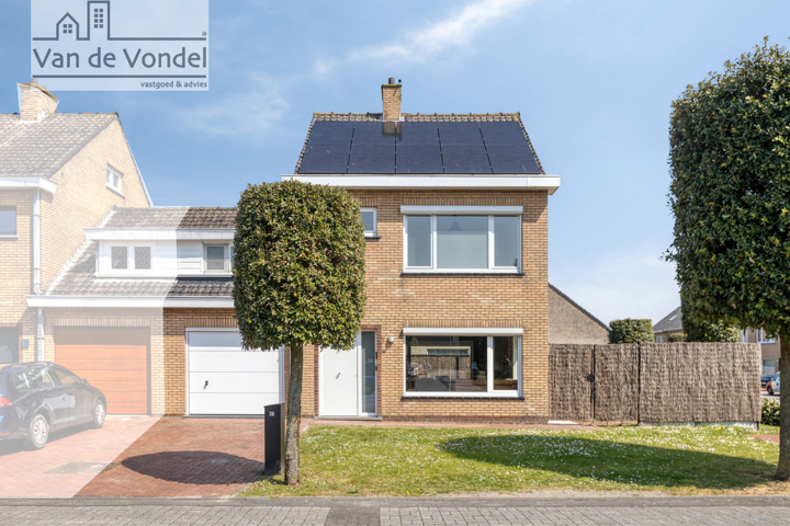 100% Instapklare & gerenoveerde woning met tuin te Adinkerke