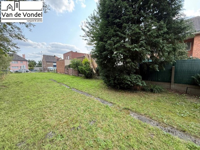 Bouwgrond op toplocatie aan de Moorselbaan te Aalst