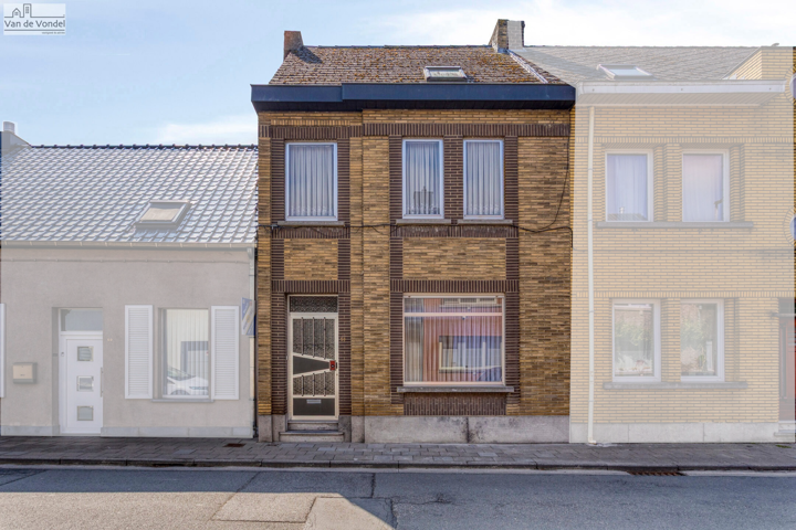 Ruime woning met tuin nabij centrum Erembodegem!
