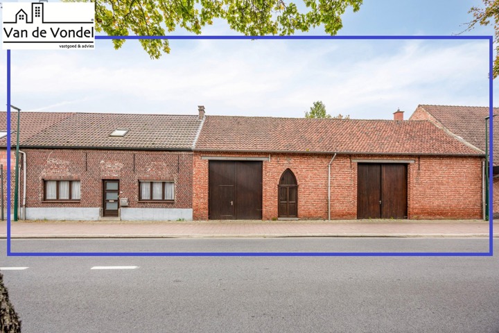 Residentieel gelegen hoeve op  perceel van 18a45ca te Aalst!