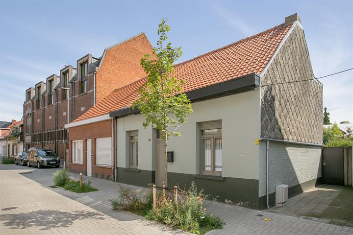 Gezellige woning met tuin én zij-ingang