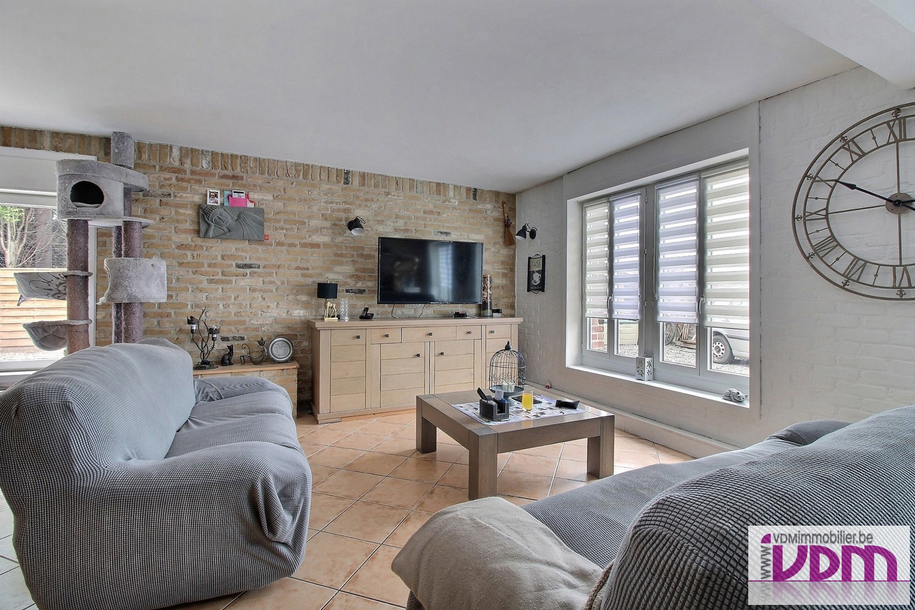 Agence immobilière Comines, Warneton, Le bizet.   . maison à vendre Comines, maison à louer Comines, appartement à vendre Warneton, villa à vendre Comines, Terrain à Ploegsteert, jardin, séjour, garages, frontière, commerces et écoles, grand jardin, maison individuelle à vendre, maison de rangée avec jardin, Comines-Warneton, Ploegsteert, Le Bizet, notaire à Comines