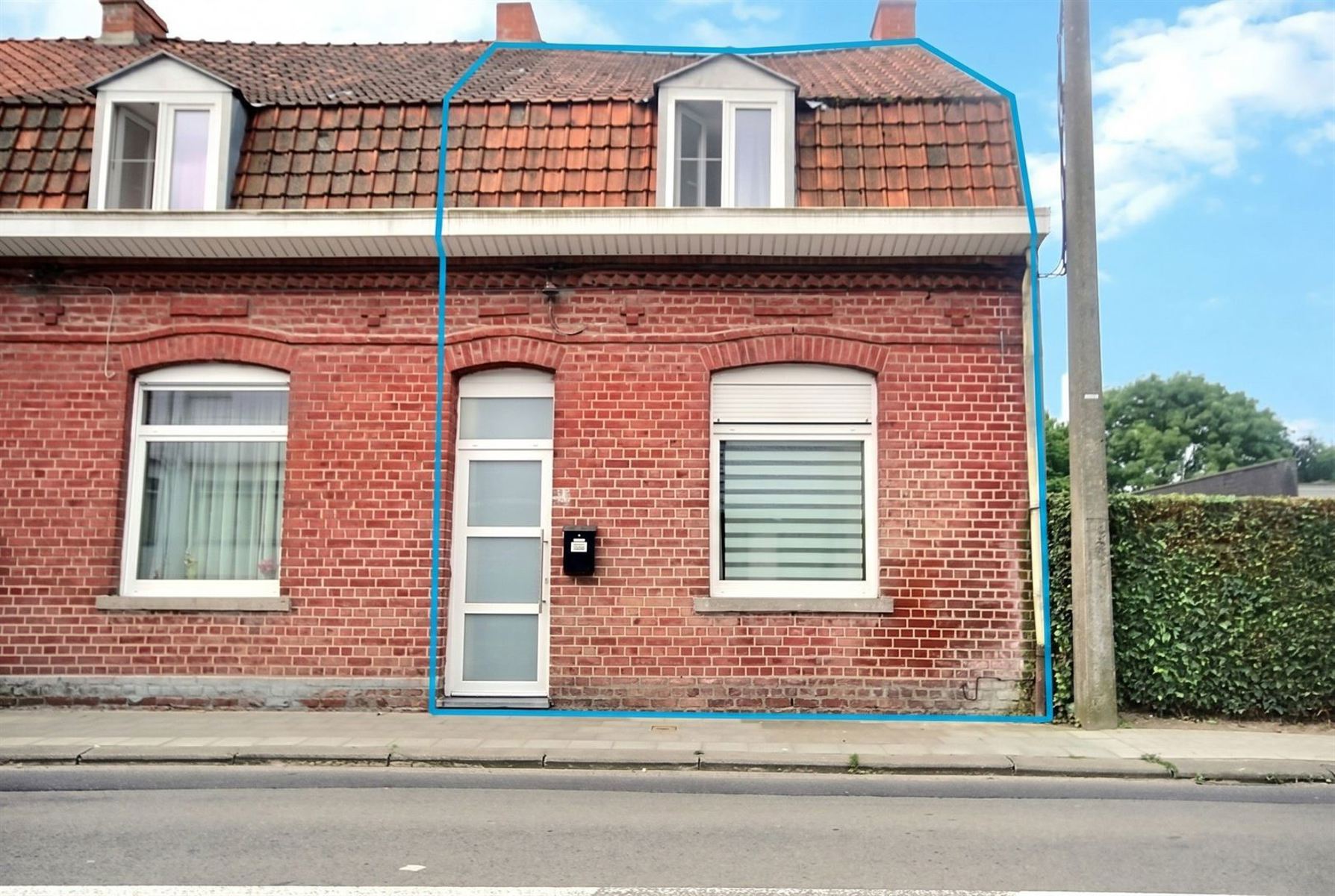 Agence immobilière Comines, Warneton, Le bizet.   . maison à vendre Comines, maison à louer Comines, appartement à vendre Warneton, villa à vendre Comines, Terrain à Ploegsteert, jardin, séjour, garages, frontière, commerces et écoles, grand jardin, maison individuelle à vendre, maison de rangée avec jardin, Comines-Warneton, Ploegsteert, Le Bizet, notaire à Comines