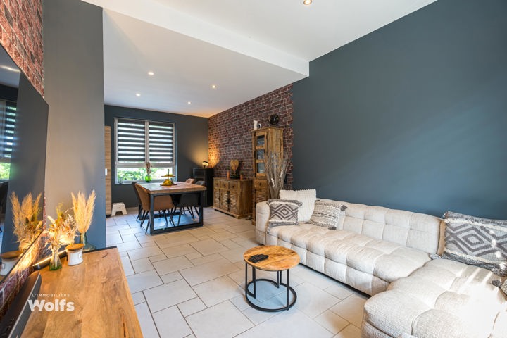 <br />
<b>Warning</b>:  Undefined property: stdClass::$name in <b>/home/clients/9f184db0d4099b7b46c773570a3a9b28/sites/wolfs.be/wp-content/themes/wolfs/model-newsletter.php</b> on line <b>260</b><br />
