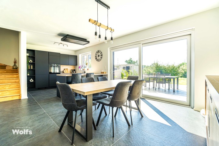 <br />
<b>Warning</b>:  Undefined property: stdClass::$name in <b>/home/clients/9f184db0d4099b7b46c773570a3a9b28/sites/wolfs.be/wp-content/themes/wolfs/model-newsletter.php</b> on line <b>260</b><br />
