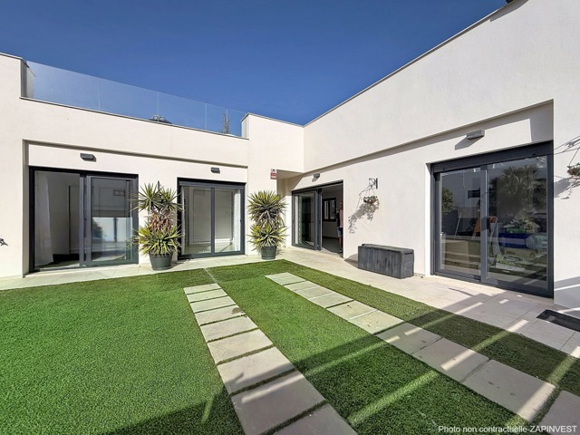 Maison individuelle à Romero Golf avec piscine commune