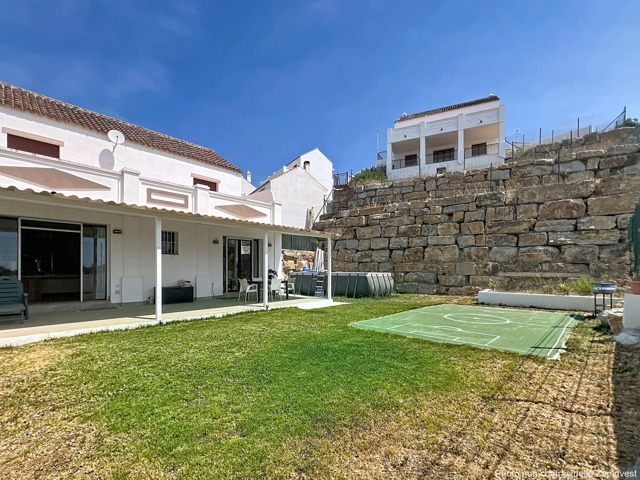 Maison jumelée à Casares, Estepona - Costa del Sol