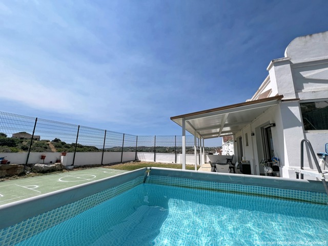 Maison jumelée à Casares, Estepona - Costa del Sol